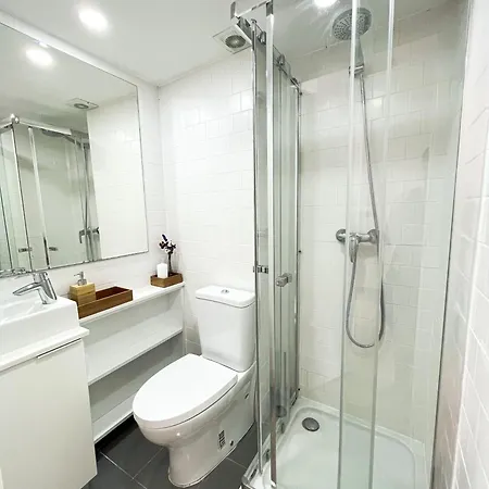 Center Apartment *